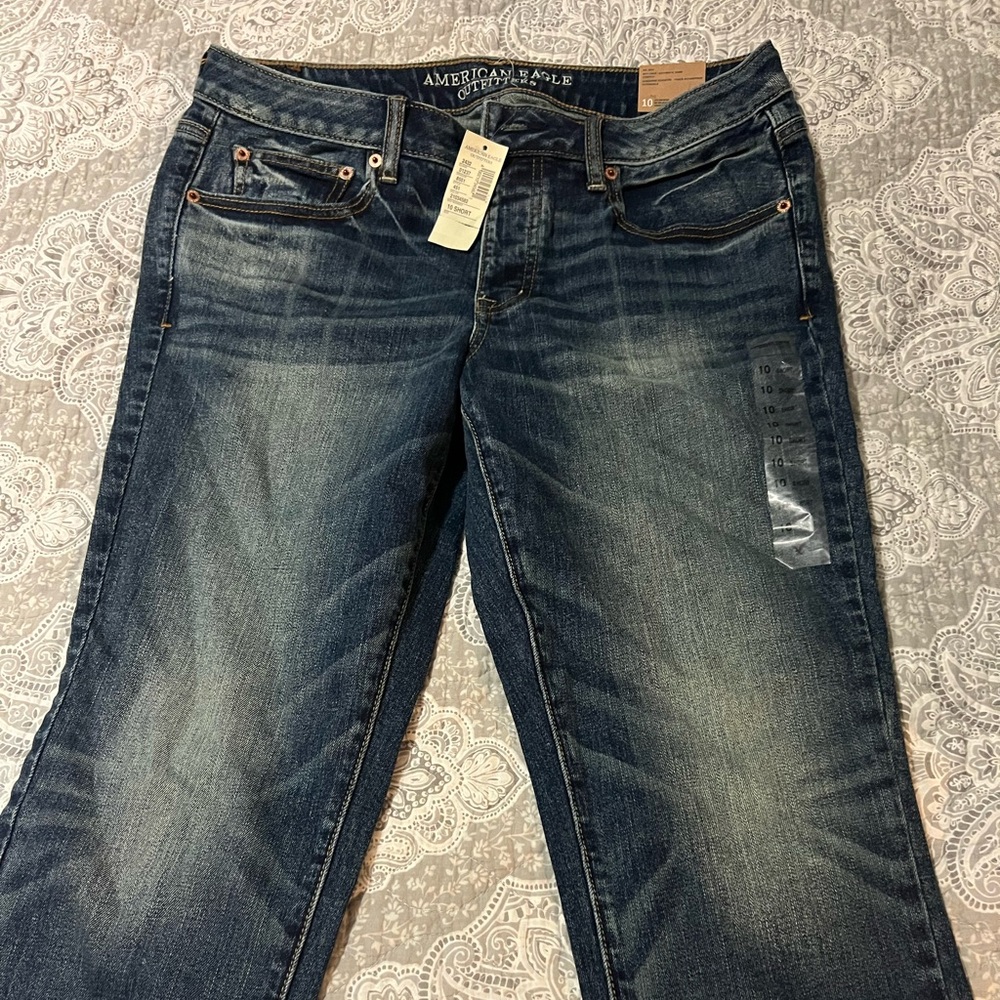 American Eagle size 10 boy crop pants.